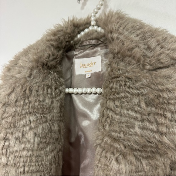 Laundry by Shelli Segal Faux Fur Two Tone Coat in Beige and Brown - Picture 6 of 7